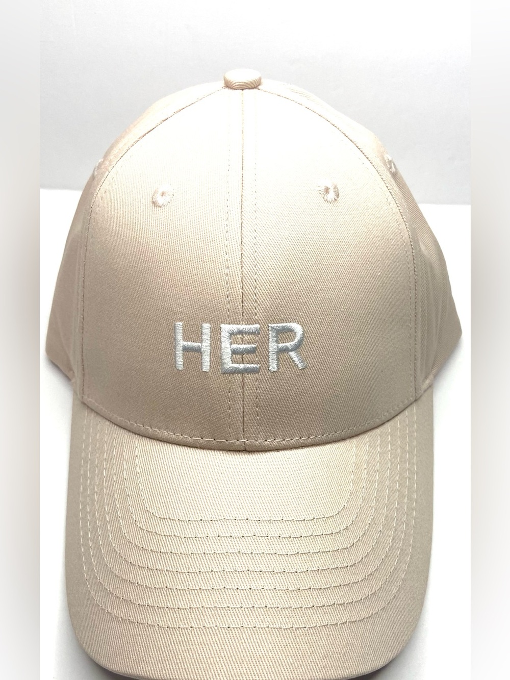 BURBERRY HER Embroidered Baseball Cap - Beige
